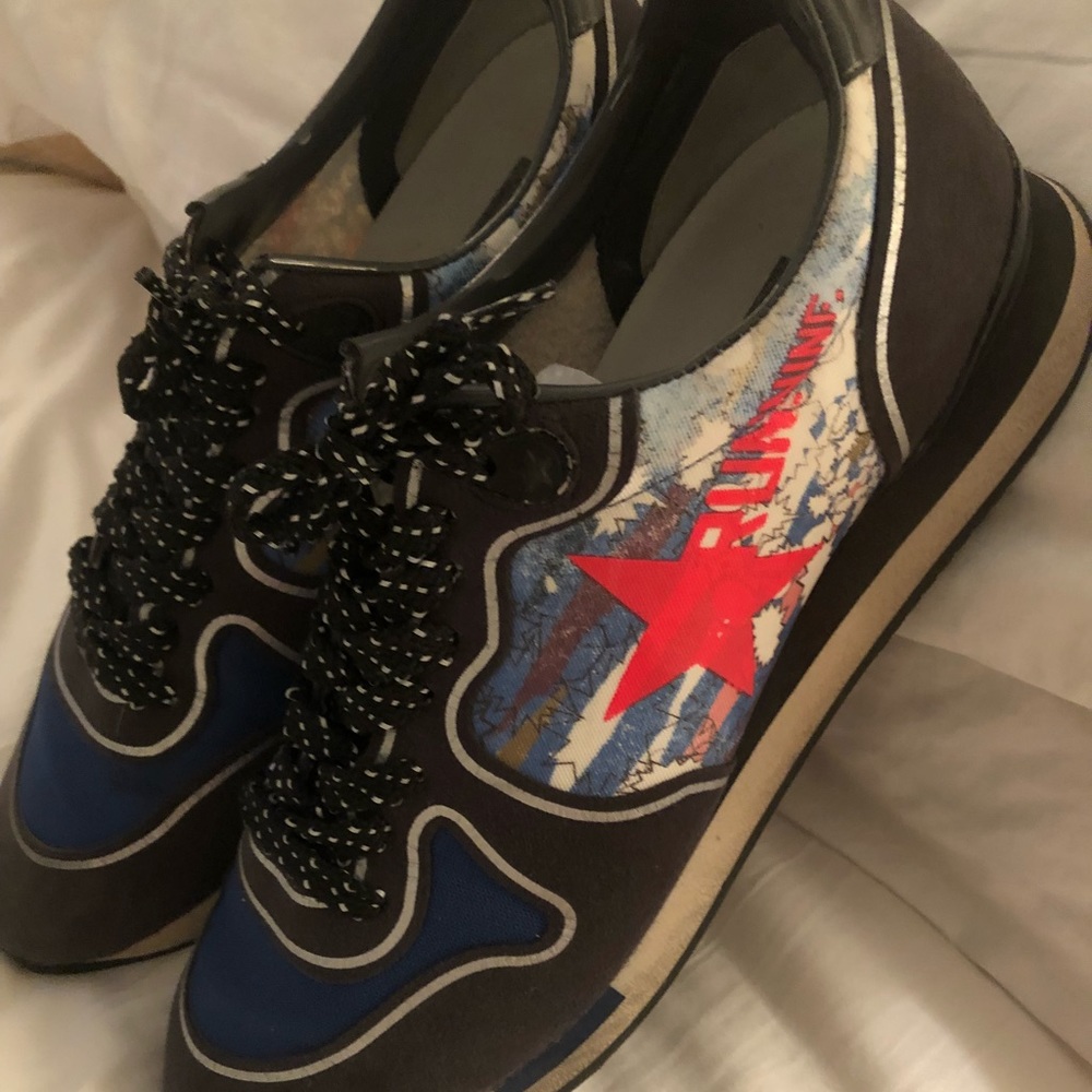 Golden Goose Sneakers